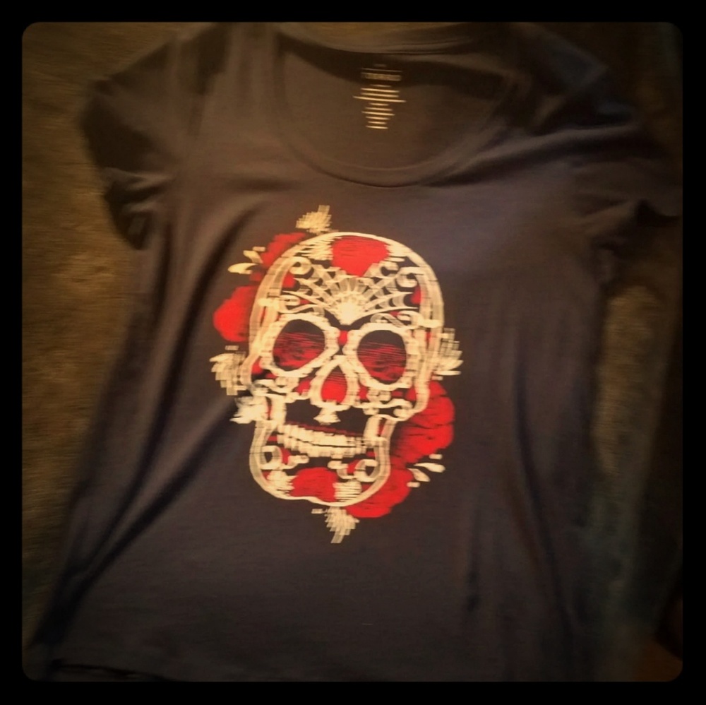 Torrid skull t shirt
